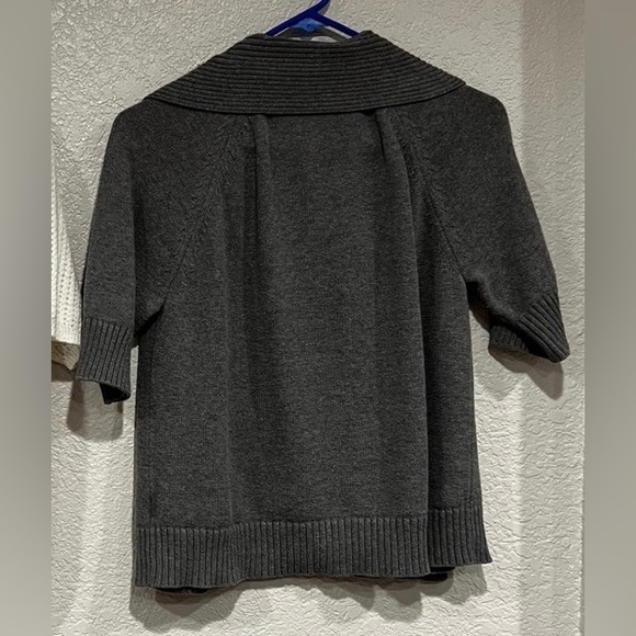 Cardigan - Picture 4 of 4